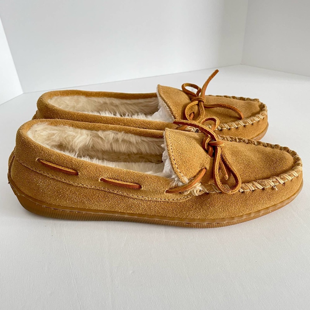 Minnetonka Britt Trapper Slippers Womens Size 6 Moccasins Tan Pile Lined